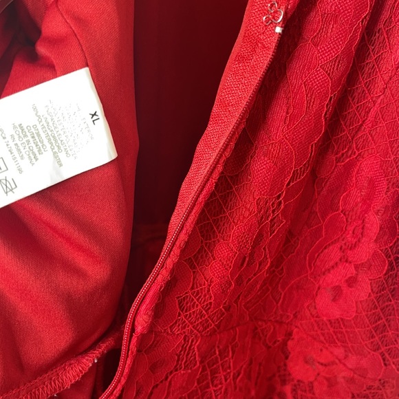 35. ๐ $90 SPEECHLESS Lace Dress Red Halter Dress Size XL - Picture 9 of 10